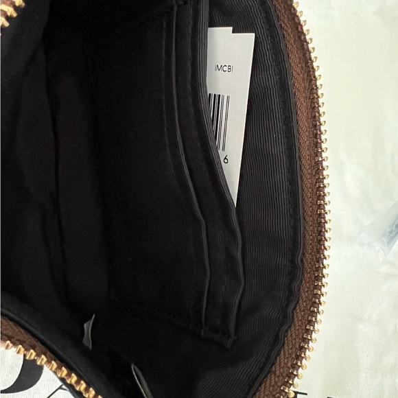 Coach Satchel With Matching Wristlet - Picture 8 of 8